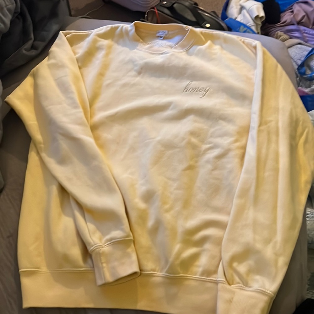 Brandy Melville John Galt J. Galt Medium yellow honey crewneck sweatshirt